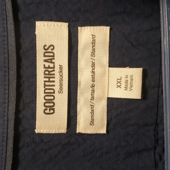 Men's Blue XXL short sleeve button down. - Picture 2 of 2